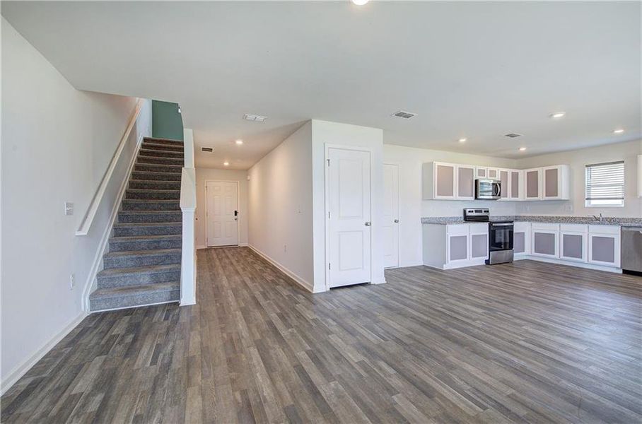 Spacious, unfurnished interior of a new home in Kingston Park, Kingston (Image 11).