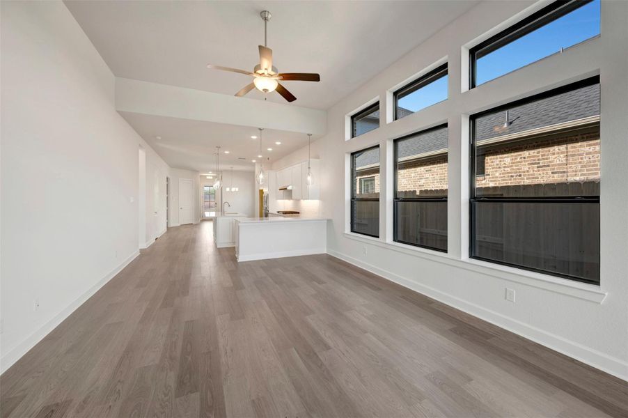 Spacious, unfurnished interior of a new home in Sienna - Grove Collection, Missouri City (Image 21).