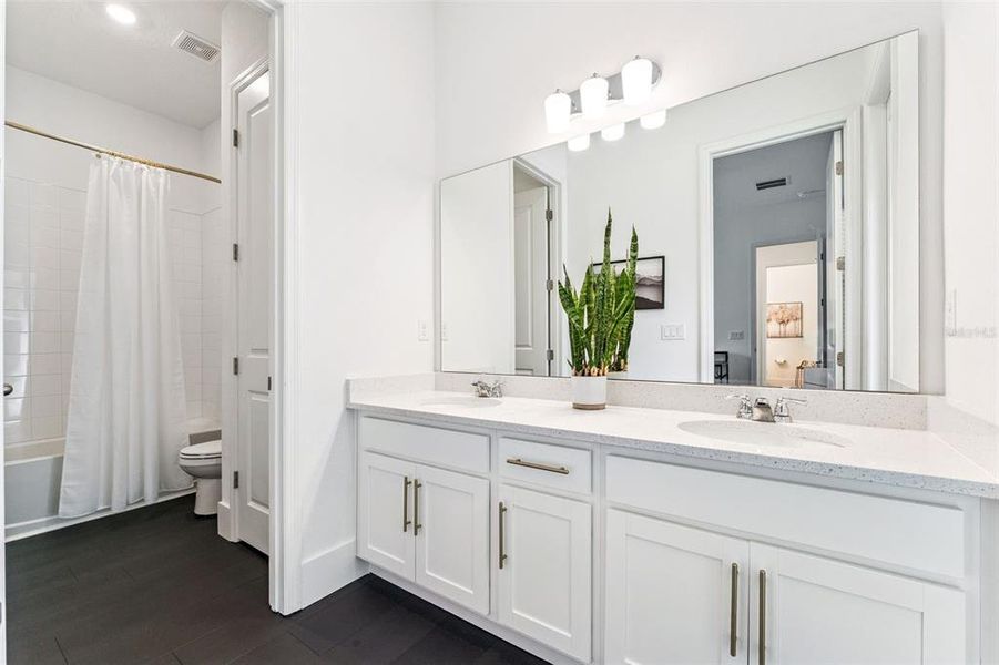 Furnished interior view inside a new home in , St. Cloud (Image 35).