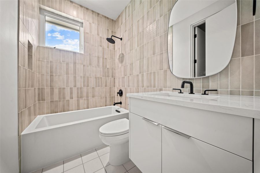 Bedroom 4 with in suite bathroom