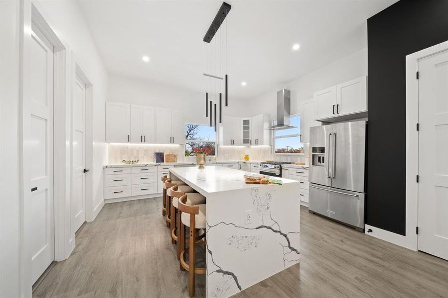 Furnished interior view inside a new home in , Dallas (Image 14).