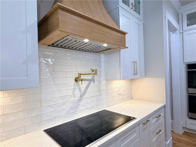 Image 71 of a home in .