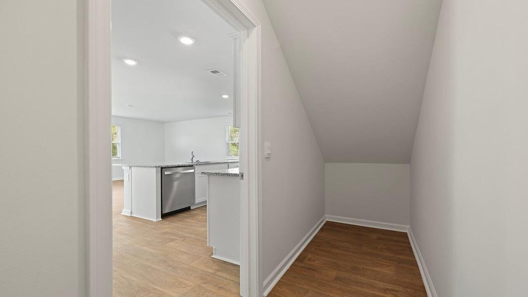 Spacious, unfurnished interior of a new home in Lakeview at Kitfield, Moncks Corner (Image 11).