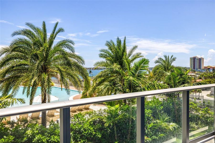 Condo located in Lake Park, FL showcasing its design and architecture (Image 30). Condo located in Lake Park, FL showcasing its design and architecture (Image 30).