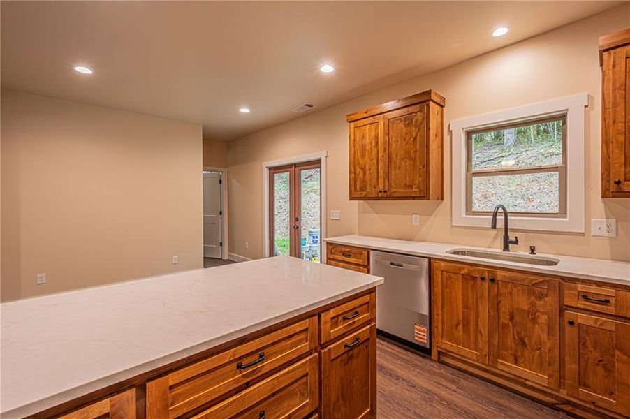 Furnished interior view inside a new home in , Dahlonega (Image 6).