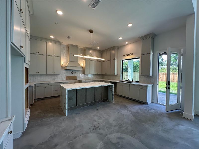 9710 Larston as of 05.28.26.