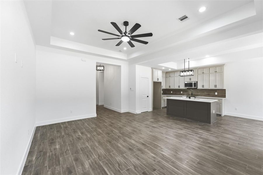 Spacious, unfurnished interior of a new home in , Huffman (Image 21).
