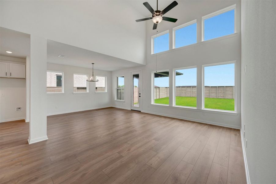 Spacious, unfurnished interior of a new home in Legacy - Retreat Collection, League City (Image 22). Spacious, unfurnished interior of a new home in Legacy - Retreat Collection, League City (Image 22).