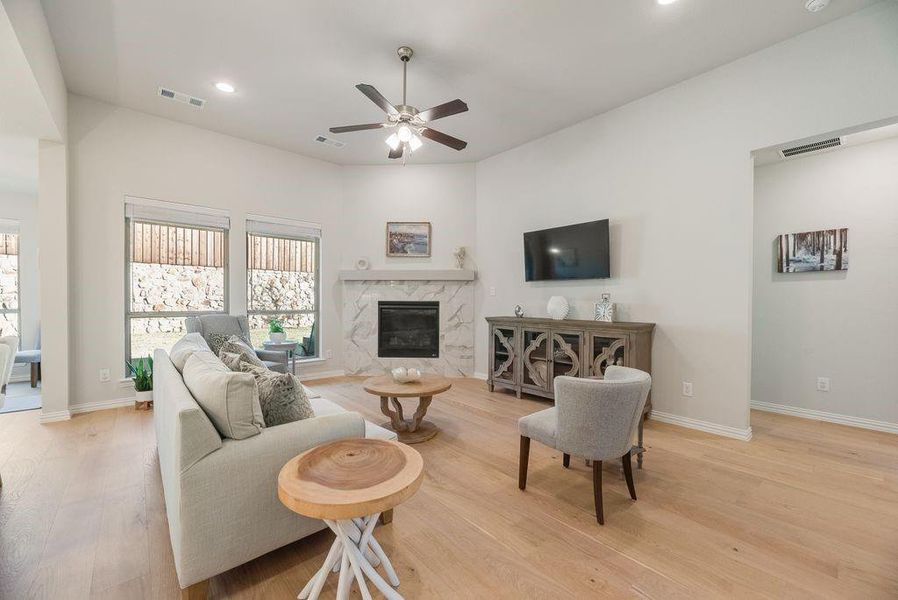 Furnished interior view inside a new home in Reunion, Rhome (Image 13).
