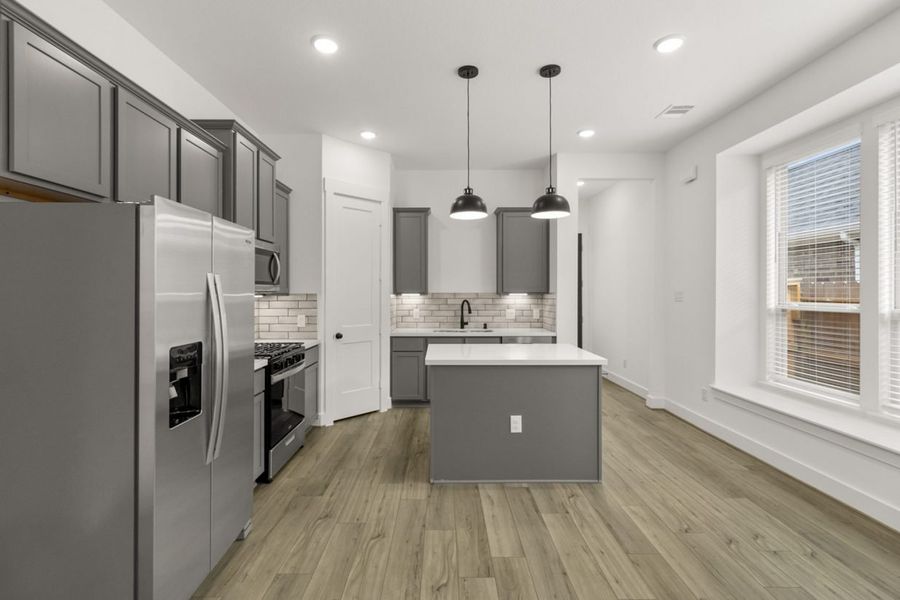 Representative furnished interior of a home built from the Caddo II Mustang Meadows 40s by Brohn Homes in Mustang Meadows, Waller (Image 6).