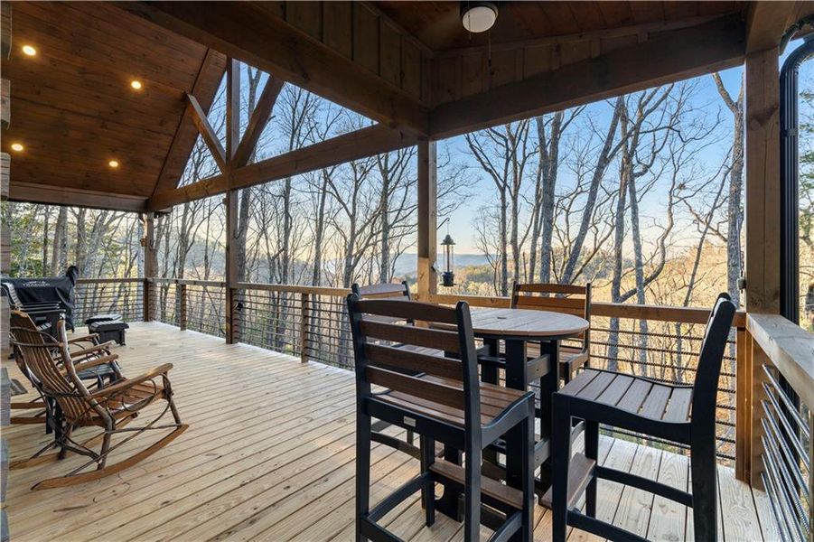 Community amenities in , Cherry Log (Image 51).