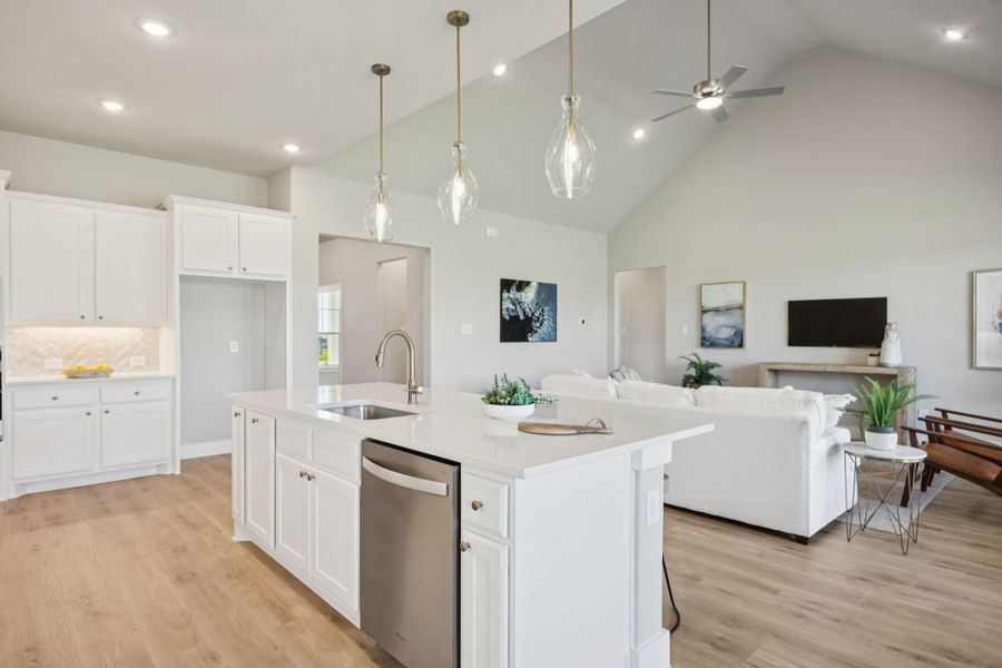 Representative furnished interior of a home built from the Belmont by Centre Living Homes in Lakeway Estates, Waxahachie (Image 10).
