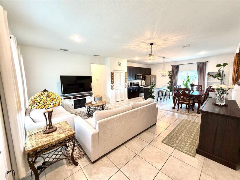 Furnished interior view inside a new home in , Ocala (Image 5).