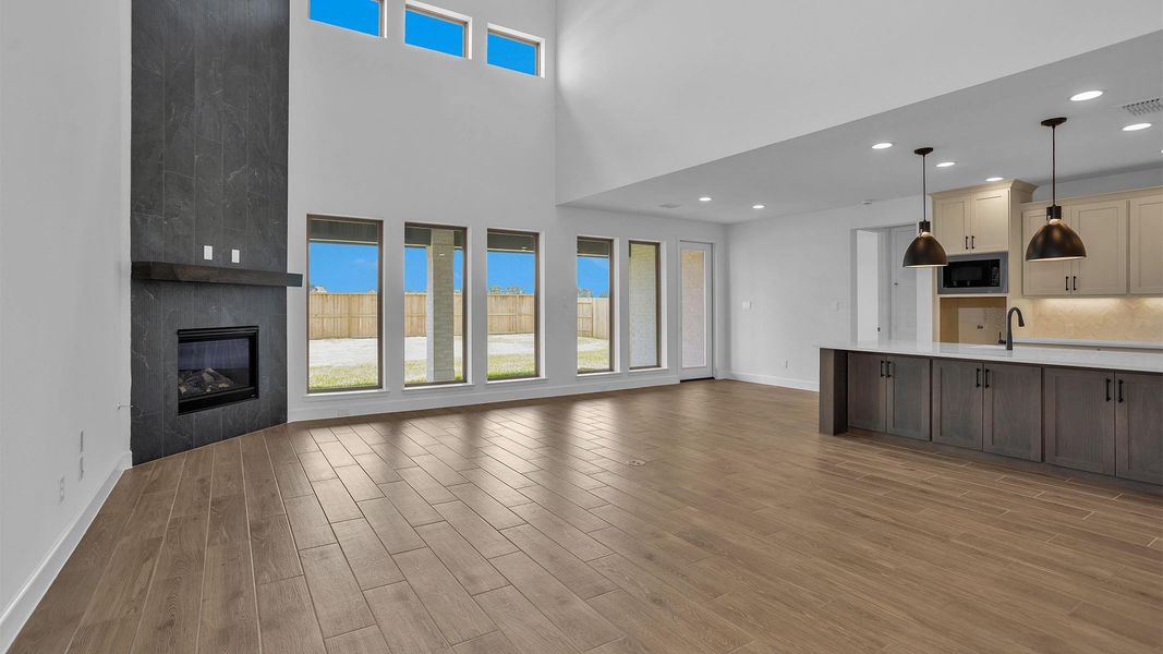 Spacious, unfurnished interior of a new home in Legacy Prairie at Katy Court, Katy (Image 17). Spacious, unfurnished interior of a new home in Legacy Prairie at Katy Court, Katy (Image 17).