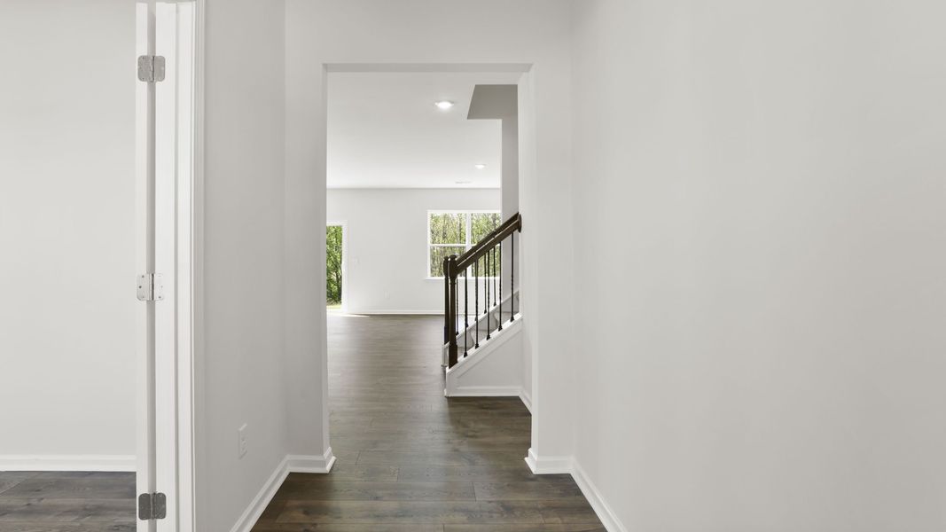 Spacious, unfurnished interior of a new home in Spring Ridge, Anderson (Image 17).