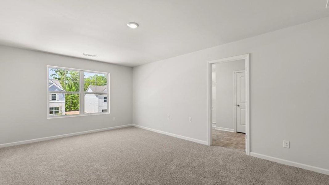 Spacious, unfurnished interior of a new home in Parkside at Carter Grove, Cartersville (Image 21).