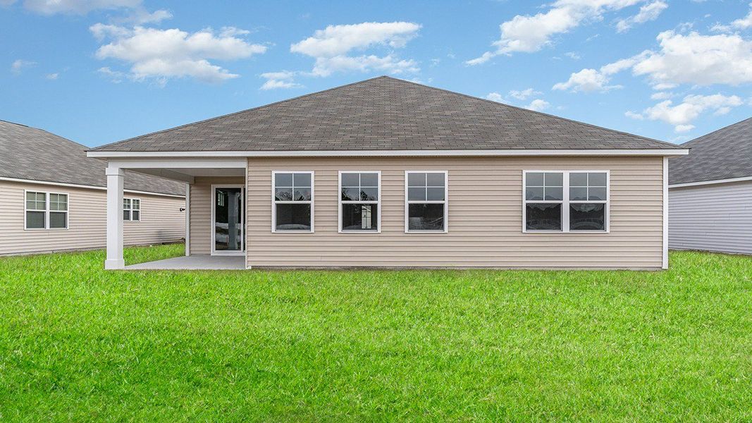 Representative exterior details of a home built from the DARBY by D.R. Horton in Waterbridge, Myrtle Beach (Image 20).