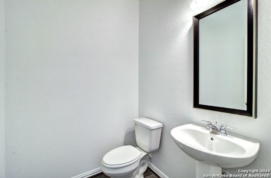 Furnished interior view inside a new home in Veranda, New Braunfels (Image 9).