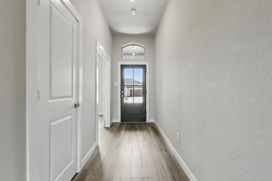 Representative unfurnished interior of a home built from the McKinley I by Cheldan Homes in Horizons at Bankston Estates, Venus (Image 20).