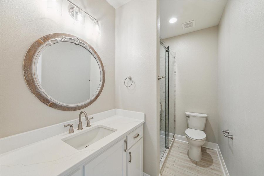 Furnished interior view inside a new home in , Tiki Island (Image 11).