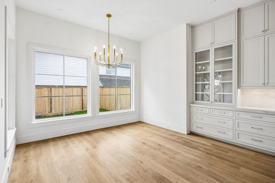 Spacious, unfurnished interior of a new home in , West University Place (Image 18).
