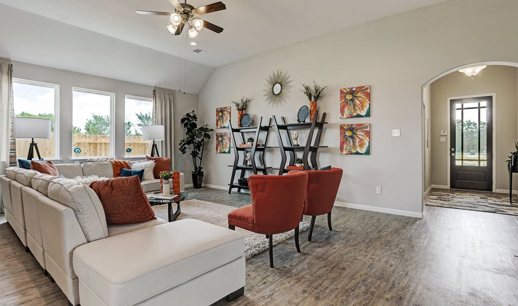 Great room with ceiling fan