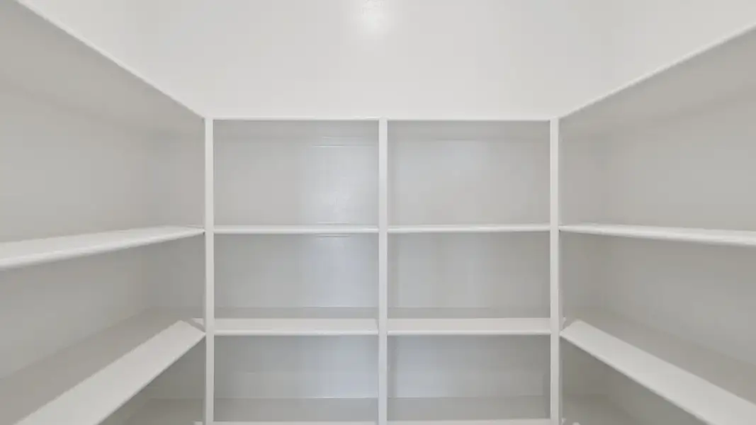 Spacious, unfurnished interior of a new home in Moonlight, Maricopa (Image 9).