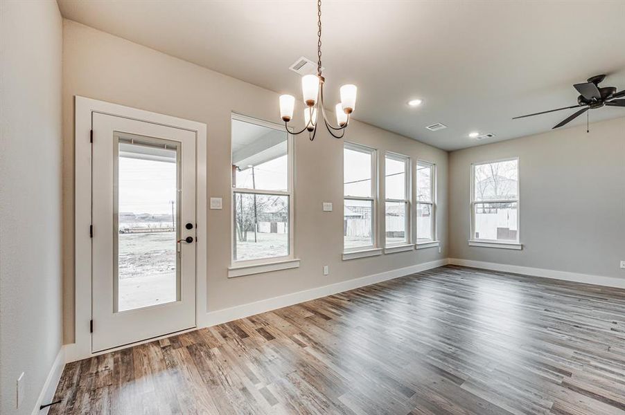 Dining area off kitchen