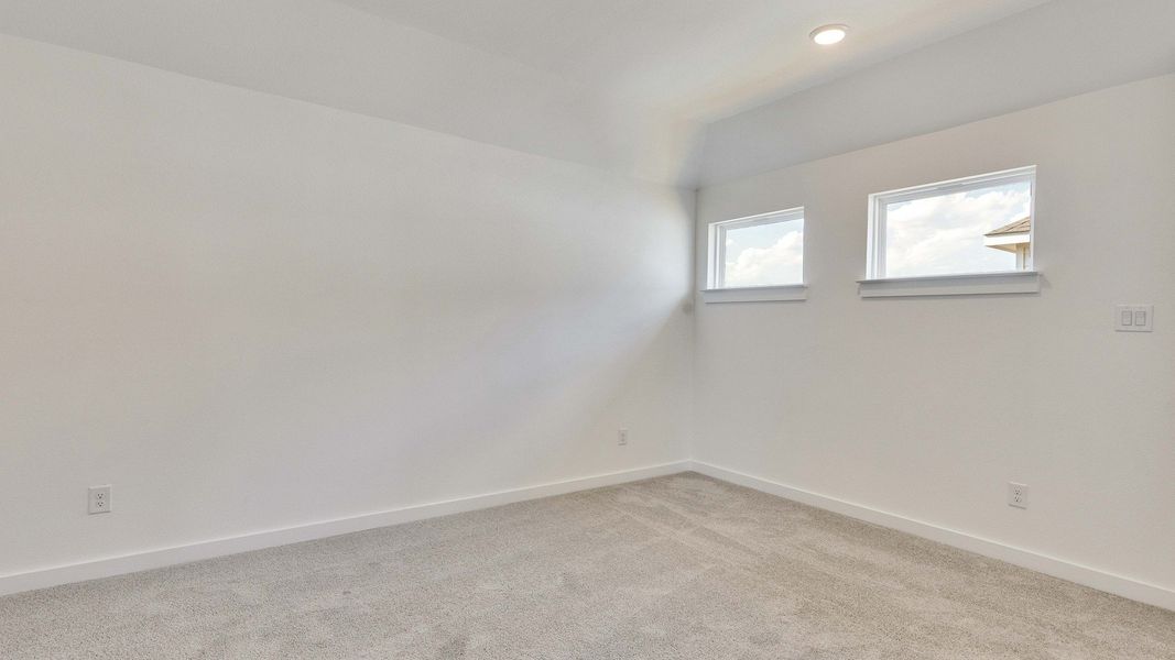 Furnished interior view inside a new home in Creeks Crossing, Elgin (Image 17).