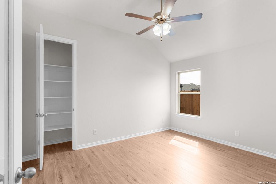 Spacious, unfurnished interior of a new home in Meyer Ranch – Premier, New Braunfels (Image 13).