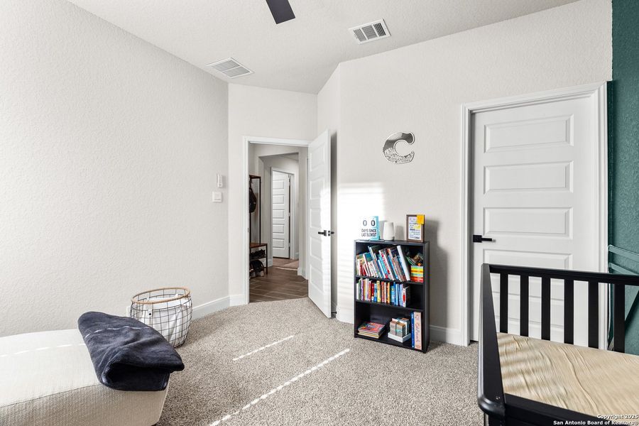 Furnished interior view inside a new home in , Cibolo (Image 28). Furnished interior view inside a new home in , Cibolo (Image 28).