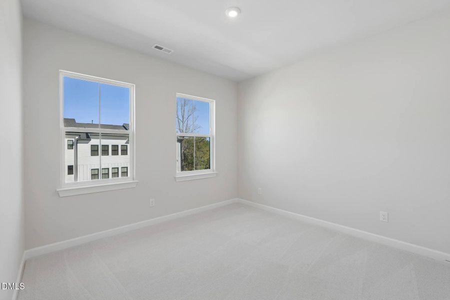 Elm Park 35_Bedroom 1_10.9.25_webready Elm Park 35_Bedroom 1_10.9.25_webready