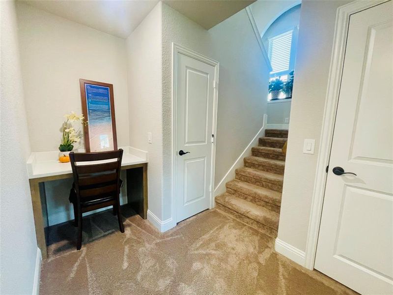 Office Nook in Hallway by 2 Guest Bedrooms