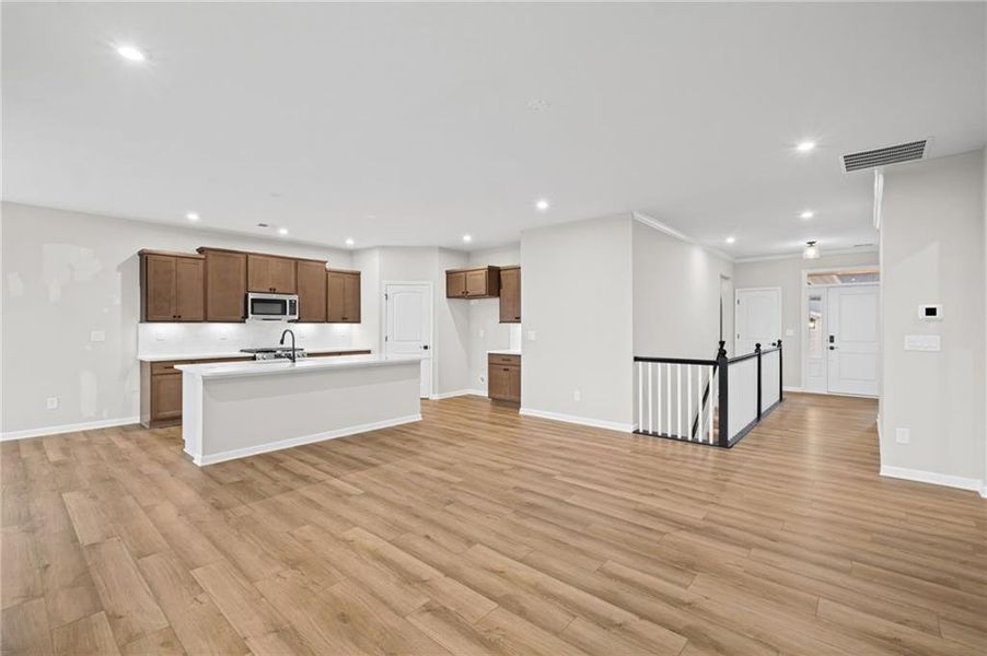 Furnished interior view inside a new home in Easton Park, Dallas (Image 10). Furnished interior view inside a new home in Easton Park, Dallas (Image 10).