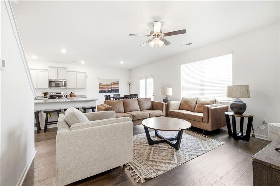 Furnished interior view inside a new home in Twin Lakes, Hoschton (Image 17).