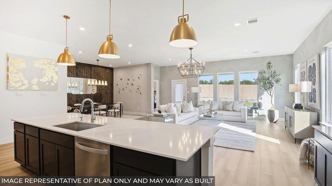 Furnished interior view inside a new home in Silverthorne, Conroe (Image 8).