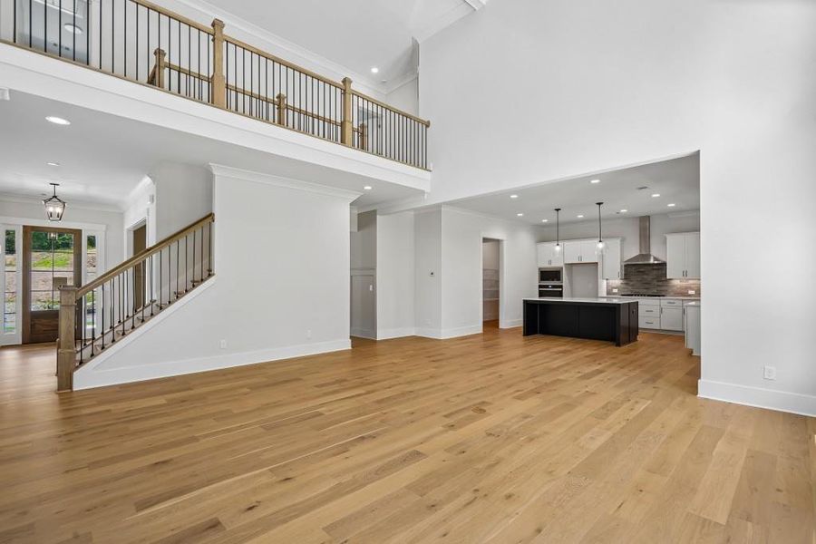 Spacious, unfurnished interior of a new home in Arden on Lanier, Cumming (Image 23).