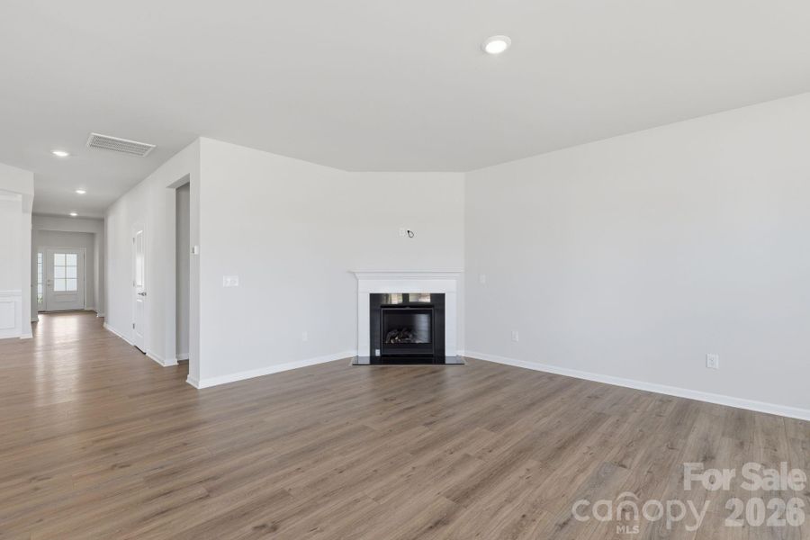 Spacious, unfurnished interior of a new home in Roselyn, Lancaster (Image 24). Spacious, unfurnished interior of a new home in Roselyn, Lancaster (Image 24).