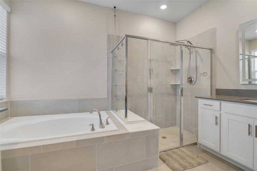 Furnished interior view inside a new home in Wellness Ridge: Chateau Collection, Clermont (Image 36).