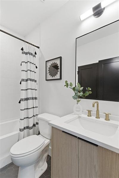 Furnished interior view inside a new home in , Atlanta (Image 12).