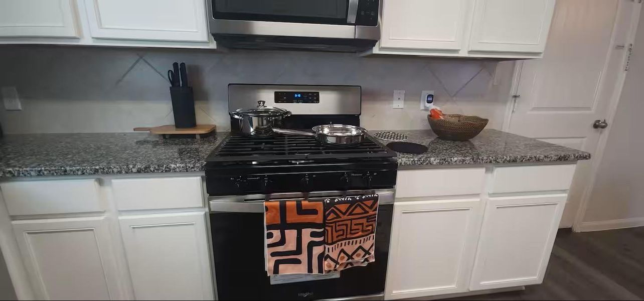 Close-up of interior finishes inside a home in Imperial Heights, Houston (Image 19). Close-up of interior finishes inside a home in Imperial Heights, Houston (Image 19).