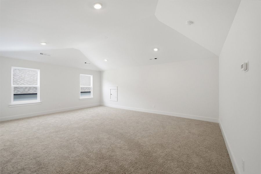 Spacious, unfurnished interior of a new home in McCain's Station, Gallatin (Image 53). Spacious, unfurnished interior of a new home in McCain's Station, Gallatin (Image 53).