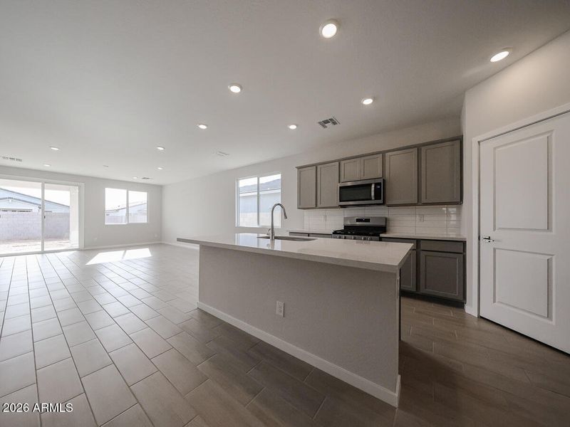 14_New-Home-for-Sale_appliance-included_