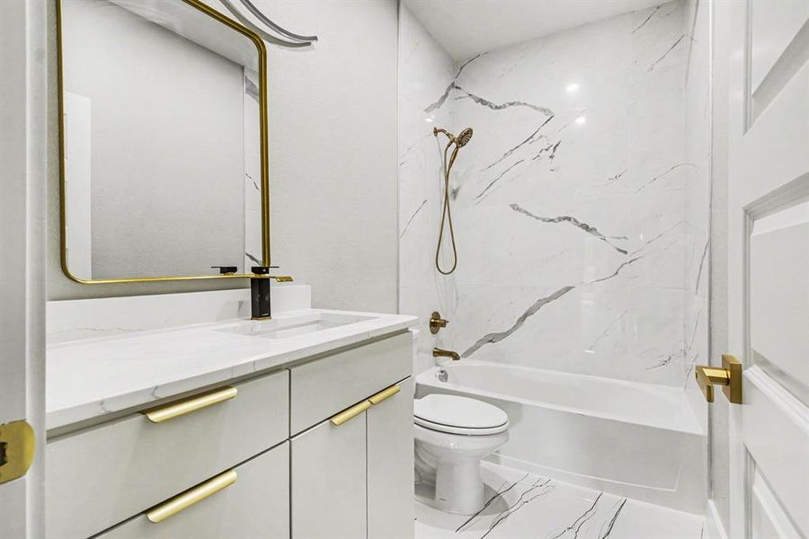 Furnished interior view inside a new home in , Dallas (Image 11). Furnished interior view inside a new home in , Dallas (Image 11).