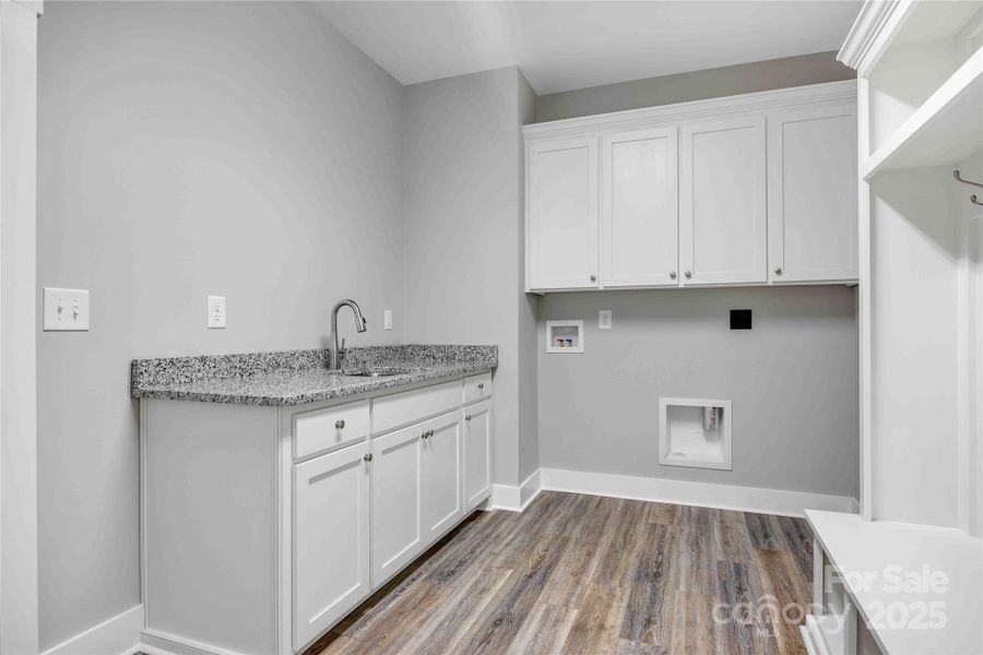 Furnished interior view inside a new home in , Mocksville (Image 12).