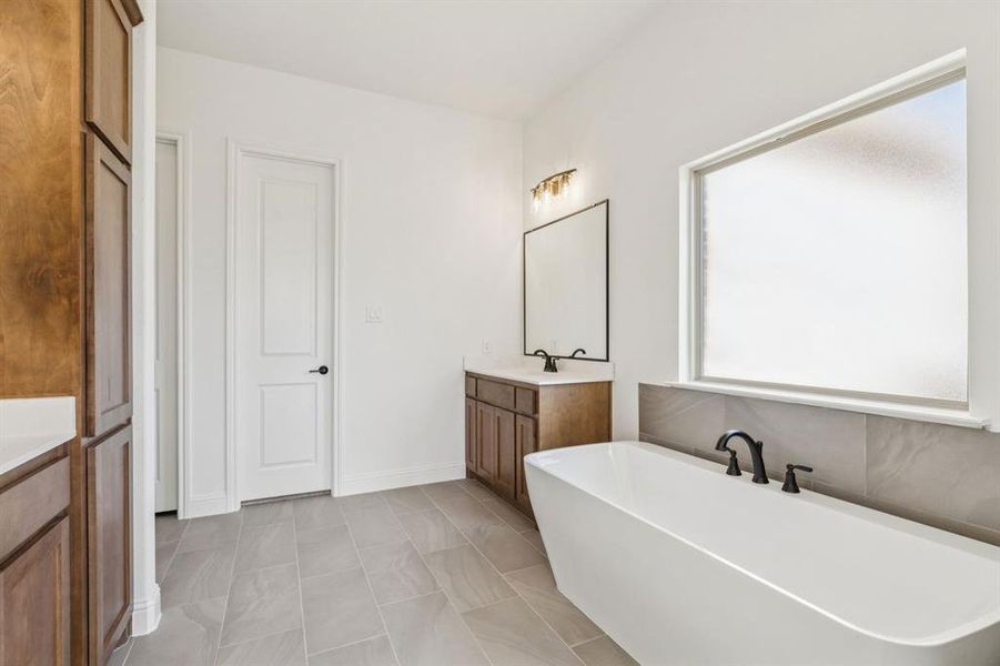 Furnished interior view inside a new home in Joshua Meadows, Joshua (Image 8).