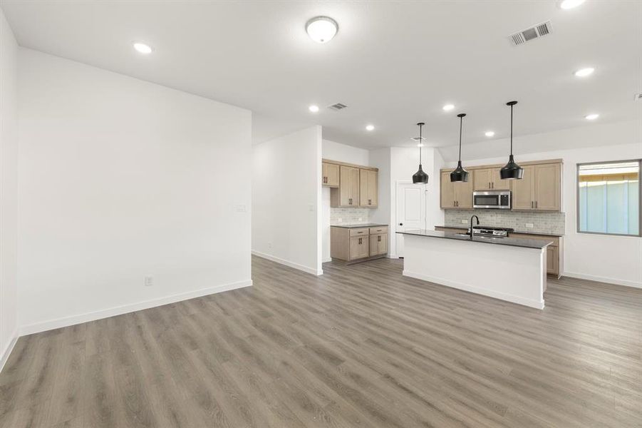 11. 1500 Eagle - Family (3)