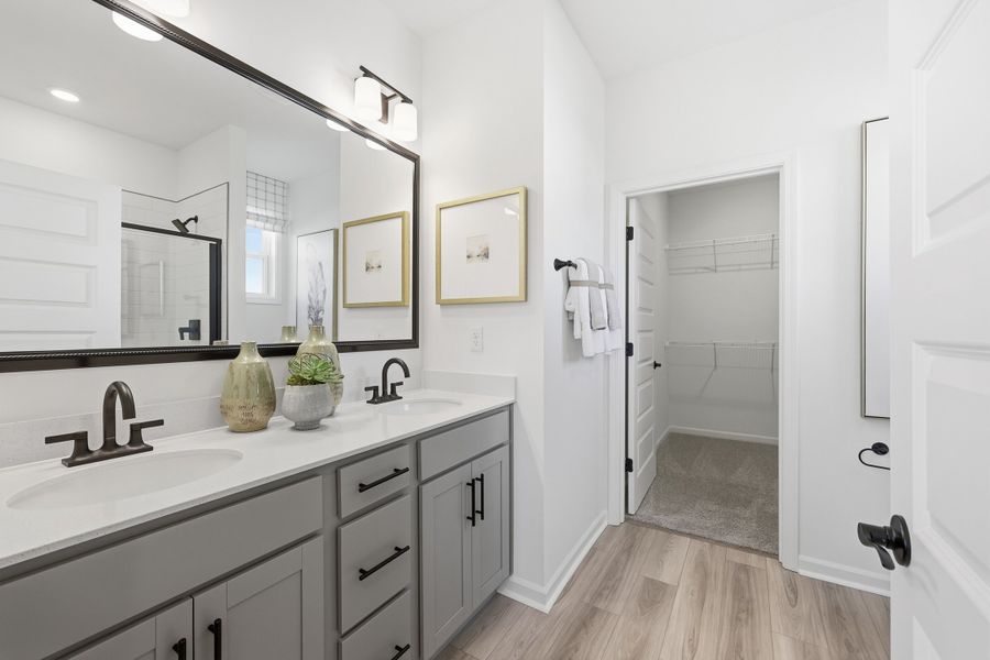 Furnished interior view inside a new home in Whiskey Run, New Ellenton (Image 4). Furnished interior view inside a new home in Whiskey Run, New Ellenton (Image 4).