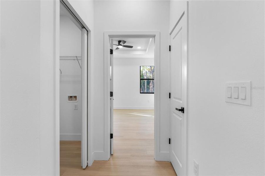 Spacious, unfurnished interior of a new home in , North Port (Image 20).