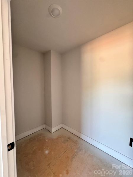 Walk-in closet